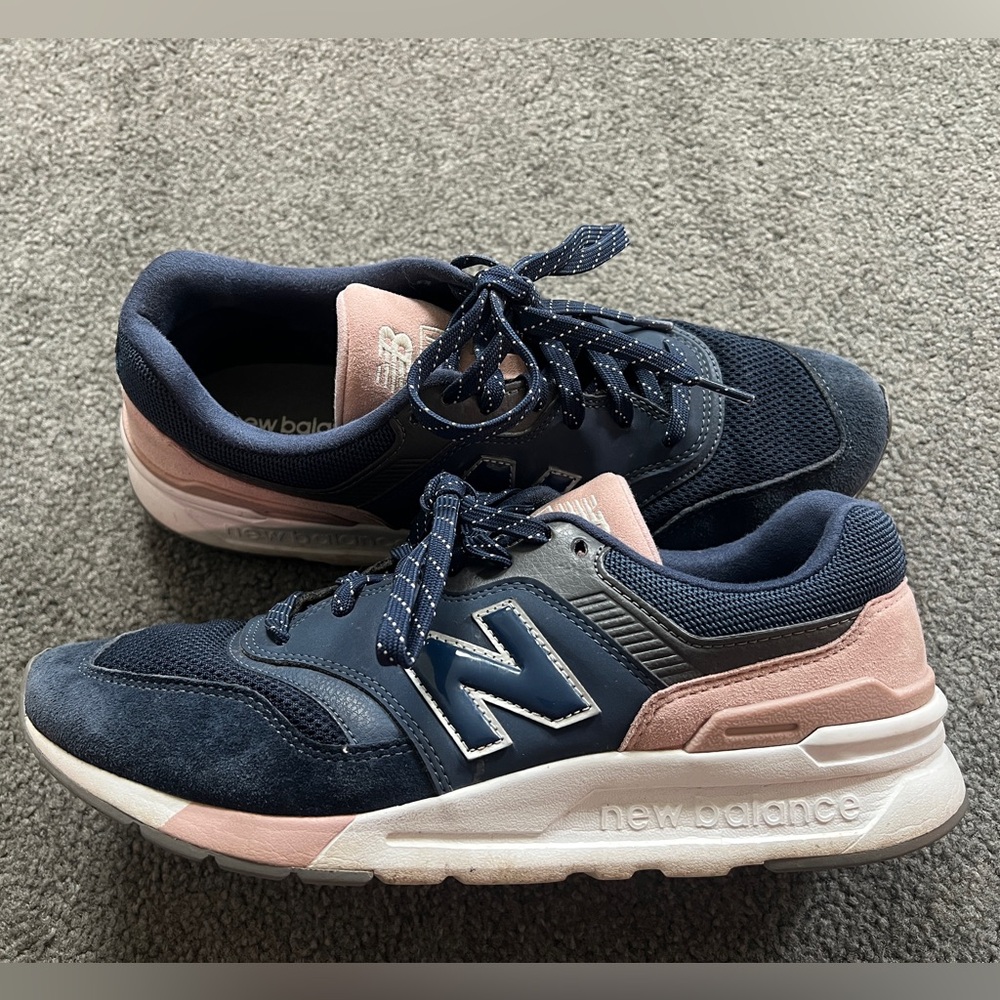New Balance 997H sneakers size 9.5